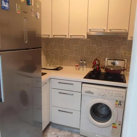 Cozy With Garden, 2 Bedroom And Very Close To Bosphorus 公寓 *